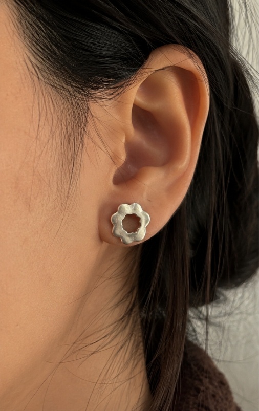 Harris Silver Stud Earrings Collection